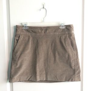 Banana Republic beige corduroy mini skirt